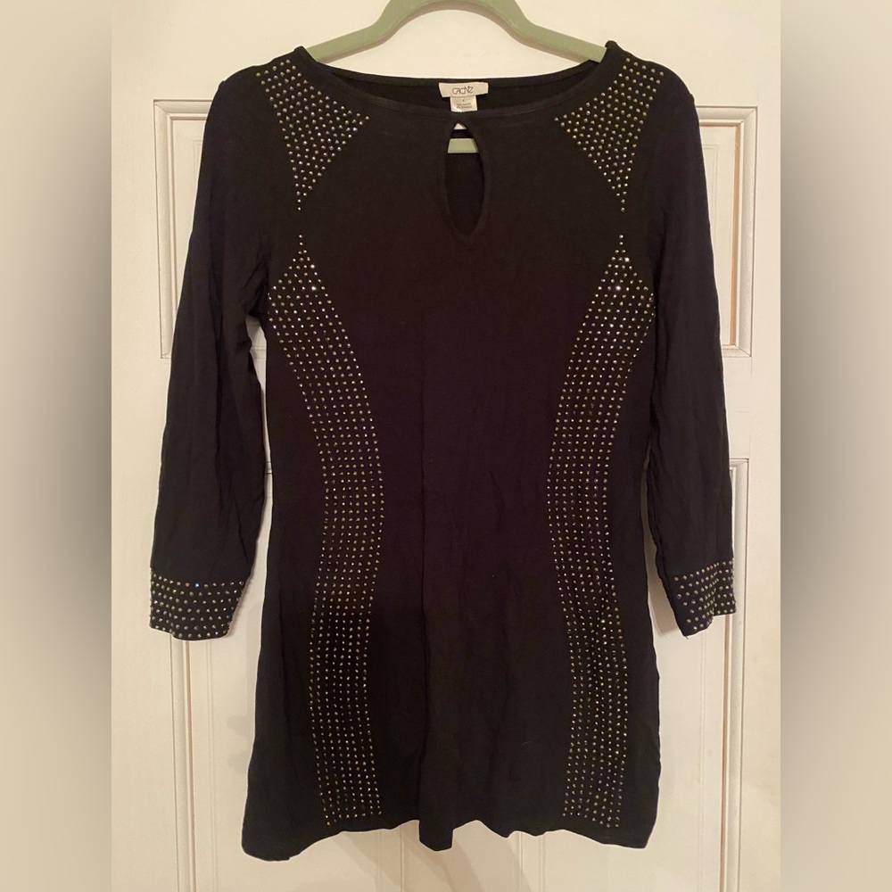 Cache black long top with gunmetal specks in size M. Stretchy. Worn once.